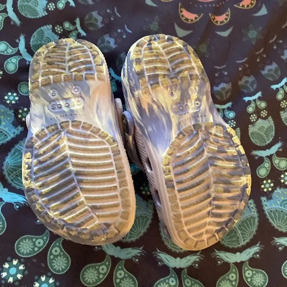 🌈🌈Girls size 9 and 9/10 3 pairs of footwear - Picture 5 of 7